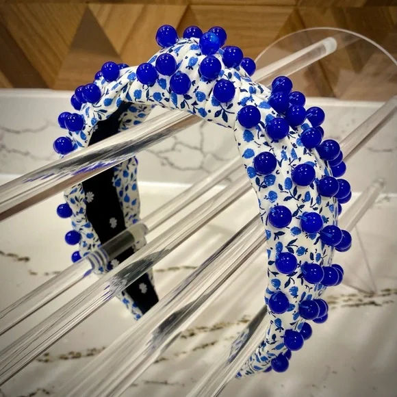 LELE SADOUGHI - Liberty of London ED Beaded Knotted Headband Lele Sadoughi Disco Crystal Knotted Headband | Neiman Marcus main image 4